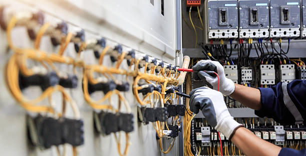 Professional Electrician technician working in Scranton, PA